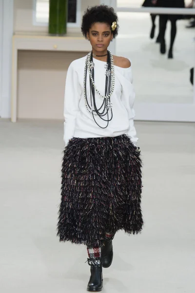 Look 83